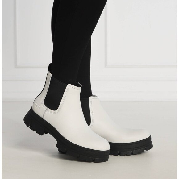 UGG ASHTON CHELSEA BOOTS Platform Waterproof Pull-on WHITE LEATHER WOMEN'S US 9 - Picture 1 of 12